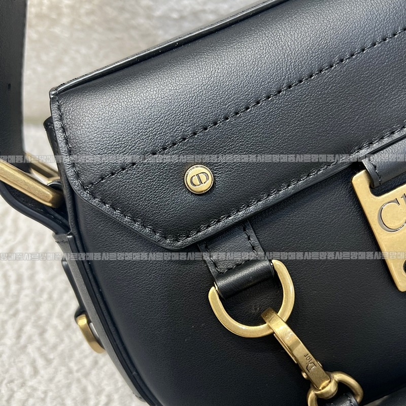 디올스트릿시크스몰  20260407-145639-011루.jpg