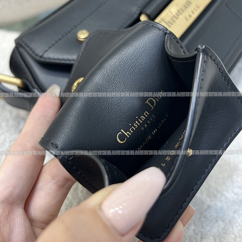 디올스트릿시크스몰  20260407-145640-015루.jpg