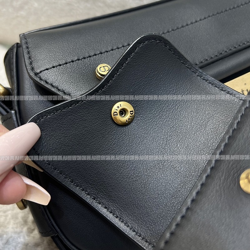 디올스트릿시크스몰  20260407-145640-014루.jpg