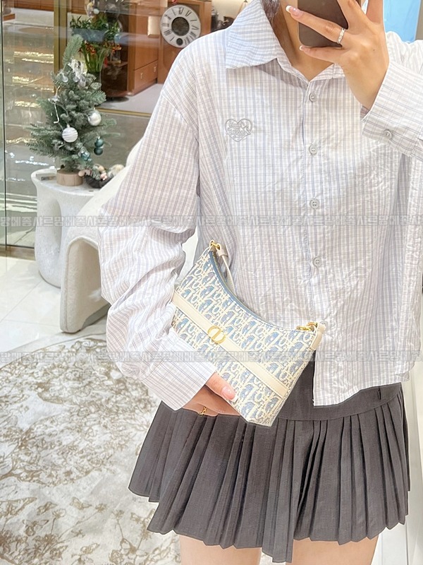 디올30몽테인미니호보백  20260407-152745-012루.jpg