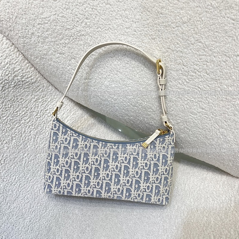 디올30몽테인미니호보백  20260407-152743-002루.jpg