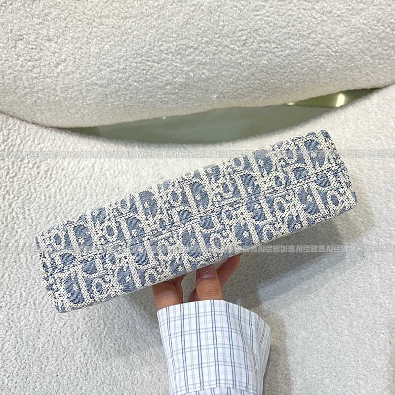 디올30몽테인미니호보백  20260407-152743-004루.jpg