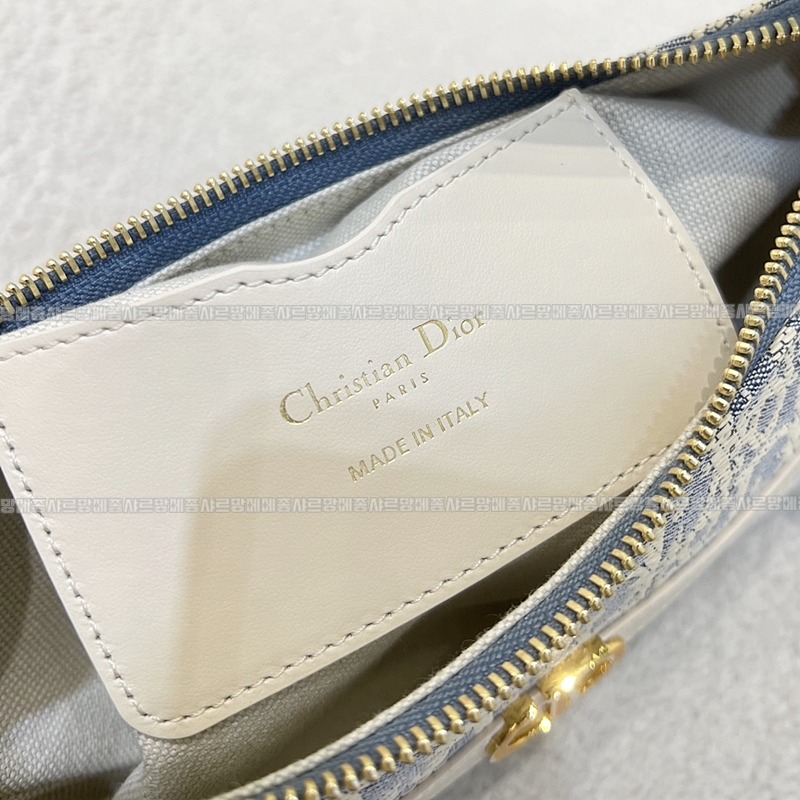 디올30몽테인미니호보백  20260407-152743-006루.jpg