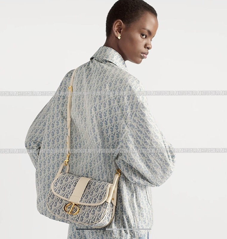 디올30몽테인미디엄숄더크로스백  20260407-162339-018루.jpg