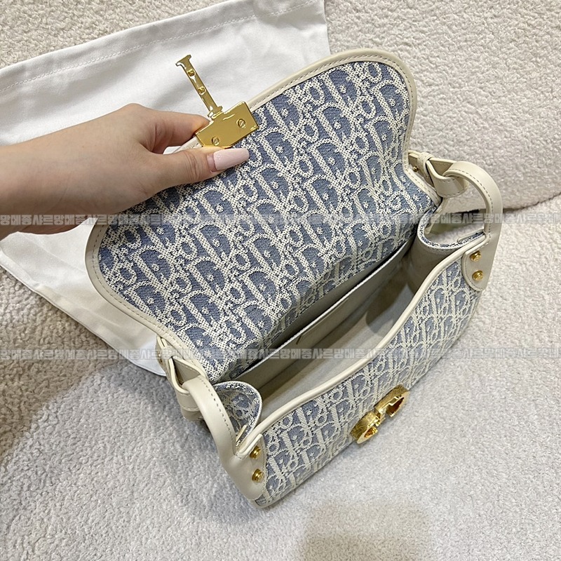 디올30몽테인미디엄숄더크로스백  20260407-162337-006루.jpg