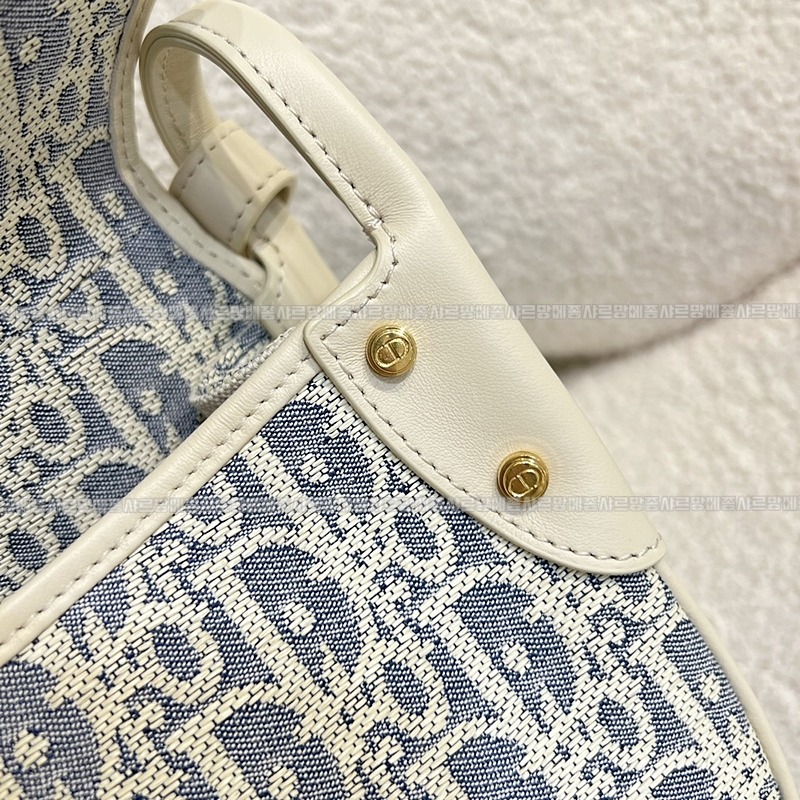 디올30몽테인미디엄숄더크로스백  20260407-162338-011루.jpg