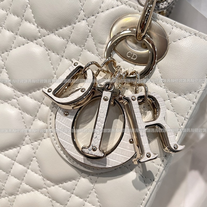 레이디디올마이ABC스몰백  20260408-123308-004루.jpg