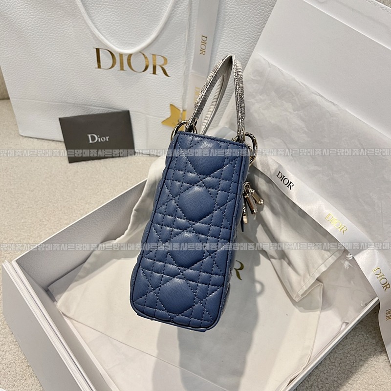 레이디 디올 마이 ABC 스몰백20260408-130609-003루.jpg