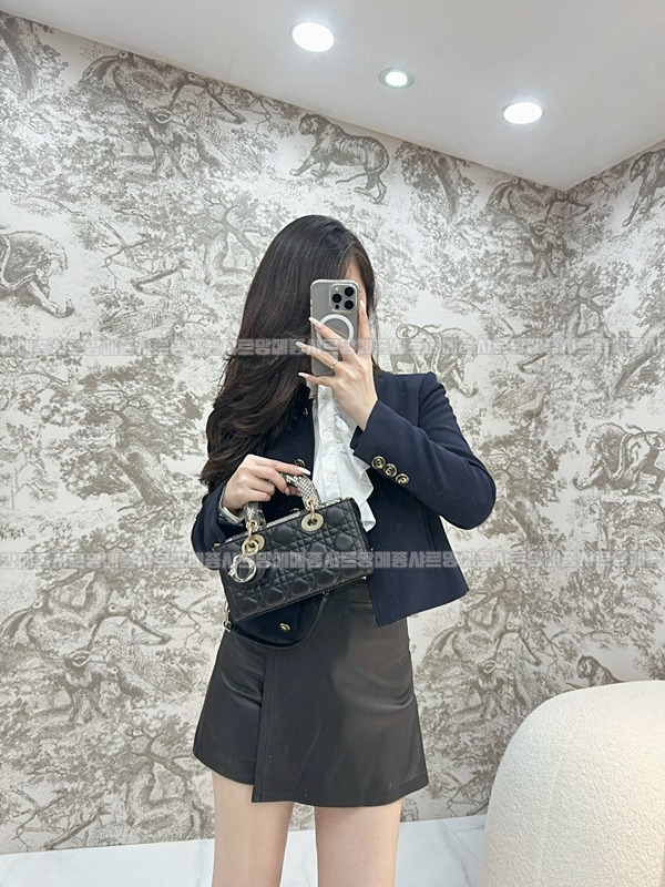 레이디디조이백  20260408-133235-015루.jpg