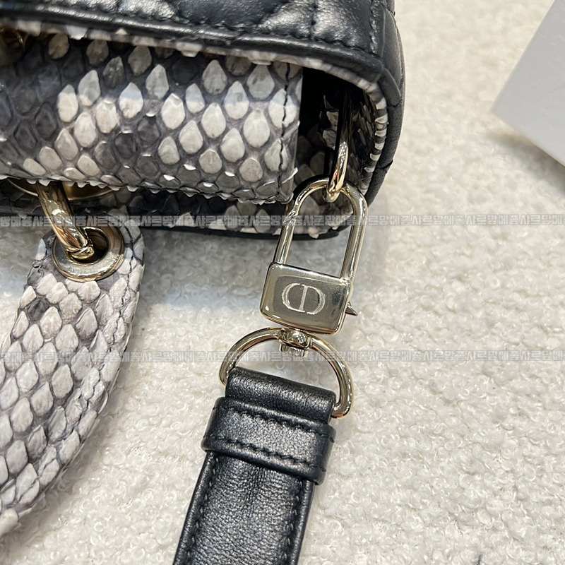 레이디디조이백  20260408-133234-013루.jpg