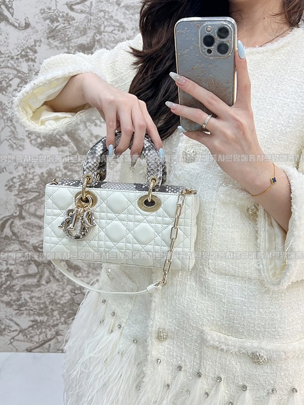 레이디디조이백  20260408-133551-015루.jpg