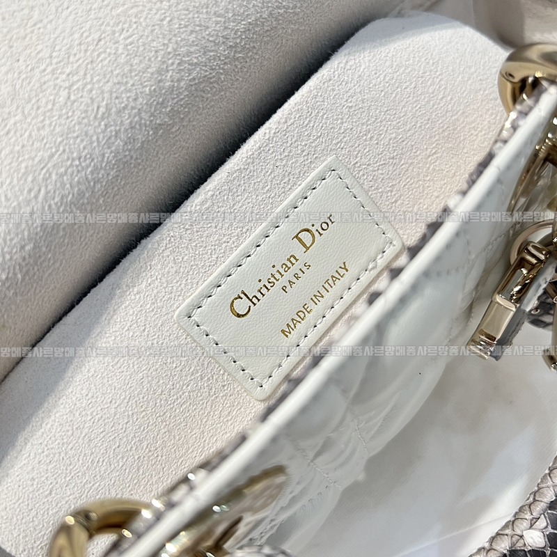 레이디디조이백  20260408-133550-009루.jpg