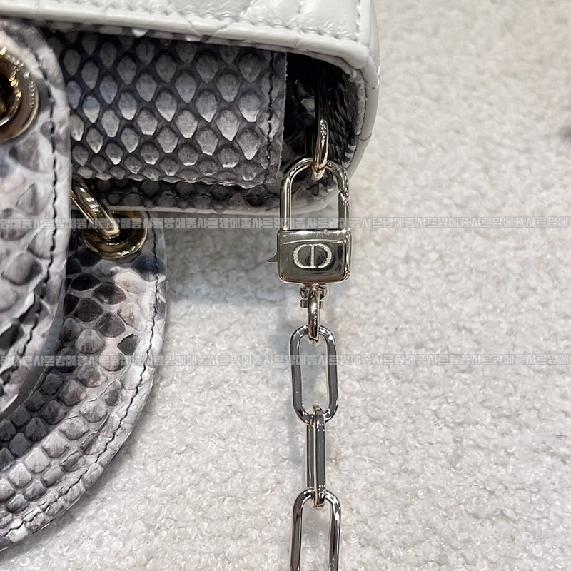 레이디디조이백  20260408-133551-011루.jpg