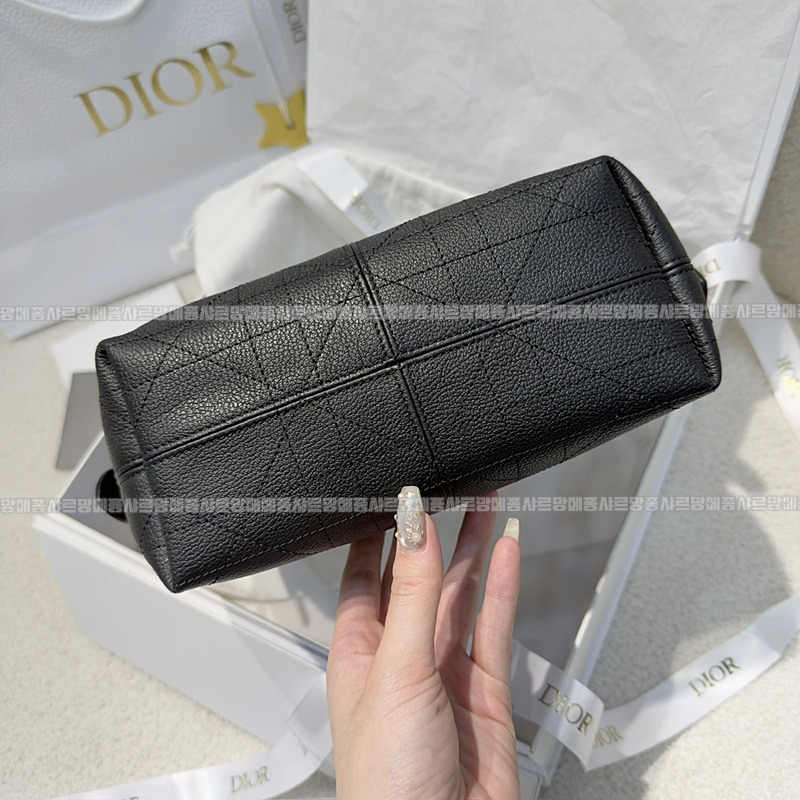 디올보야주스몰백  20260408-164111-004루.jpg