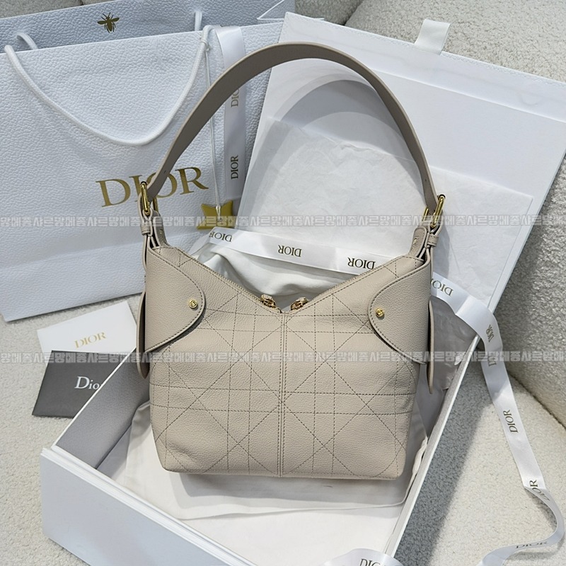 디올보야주스몰백  20260408-164349-002루.jpg