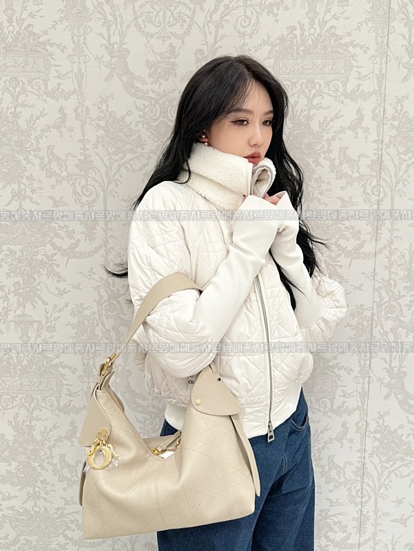 디올보야주미디움백  20260408-164751-014루.jpg