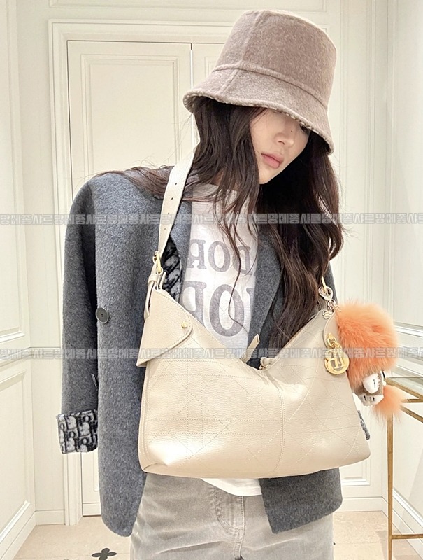 디올보야주미디움백  20260408-164751-015루.jpg