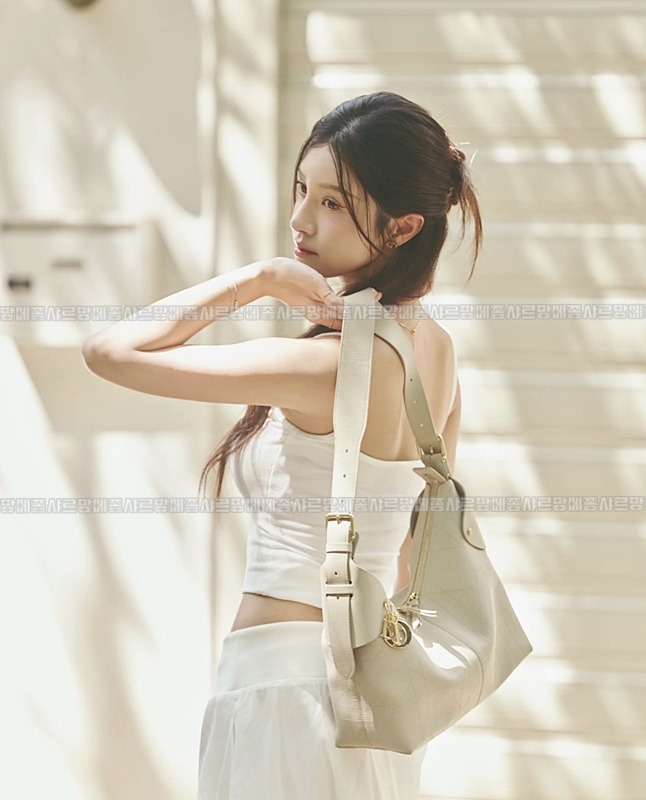 디올보야주미디움백  20260408-164752-017루.jpg