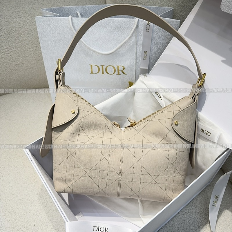 디올보야주미디움백  20260408-164750-002루.jpg