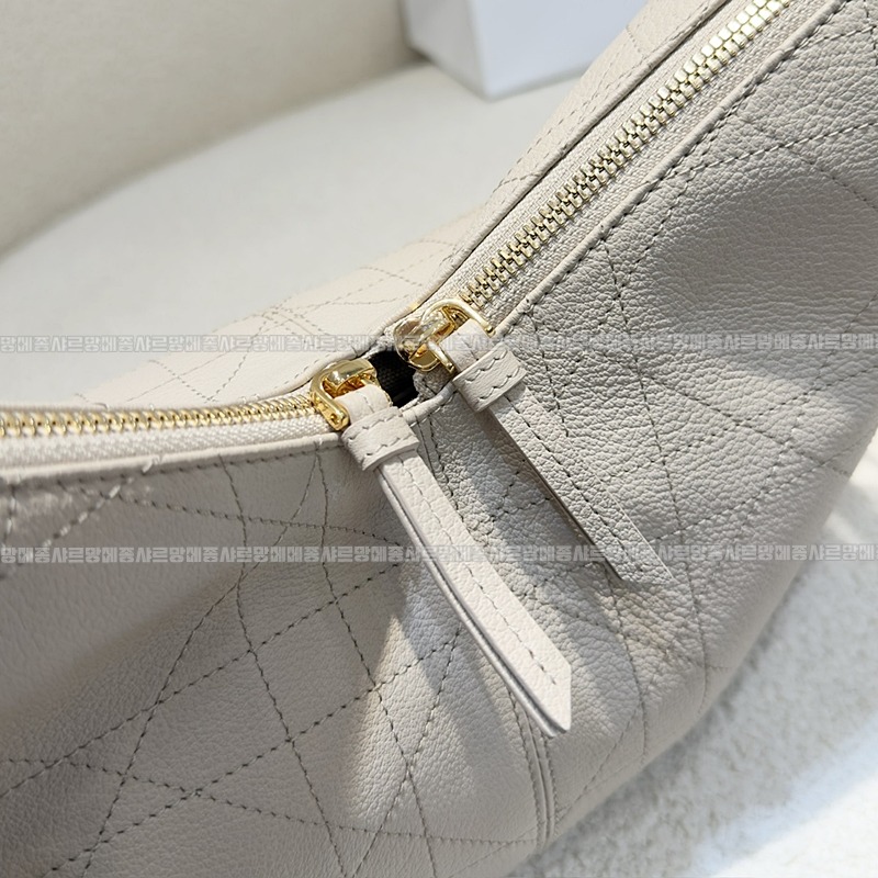 디올보야주미디움백  20260408-164750-005루.jpg