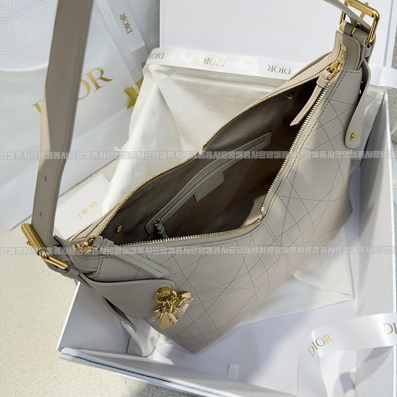 디올보야주미디움백  20260408-164750-008루.jpg