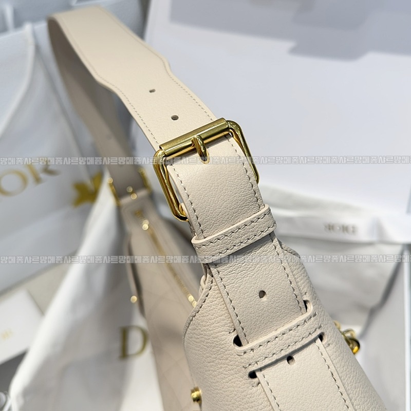 디올보야주미디움백  20260408-164751-010루.jpg