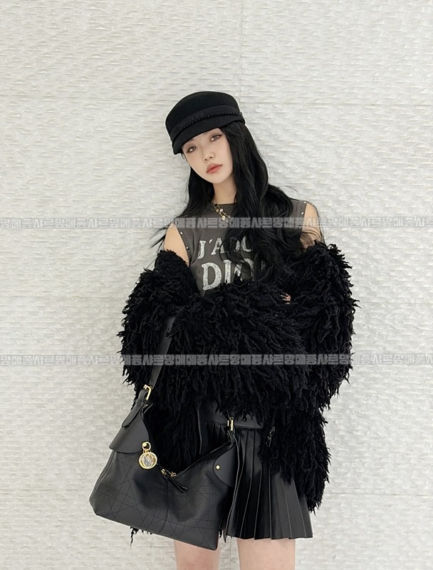 디올보야주미디움백  20260408-170409-012루.jpg