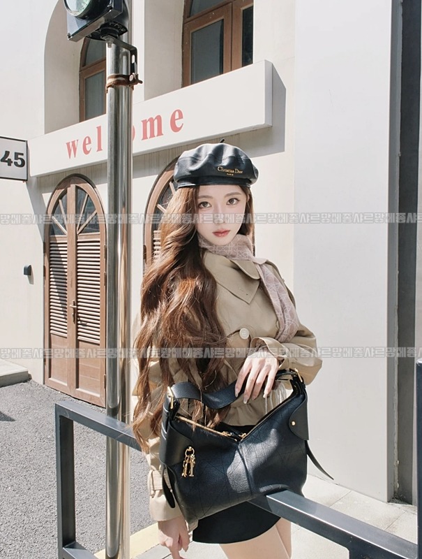 디올보야주미디움백  20260408-170410-013루.jpg