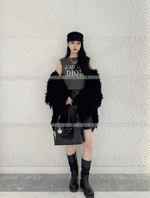 디올보야주미디움백  20260408-170413-016루.jpg