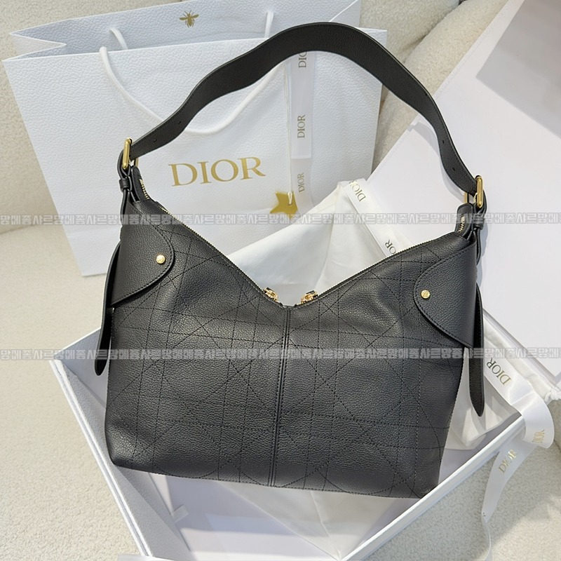 디올보야주미디움백  20260408-170406-002루.jpg