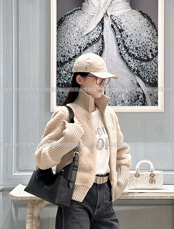 디올보야주미디움백  20260408-171029-012루.jpg