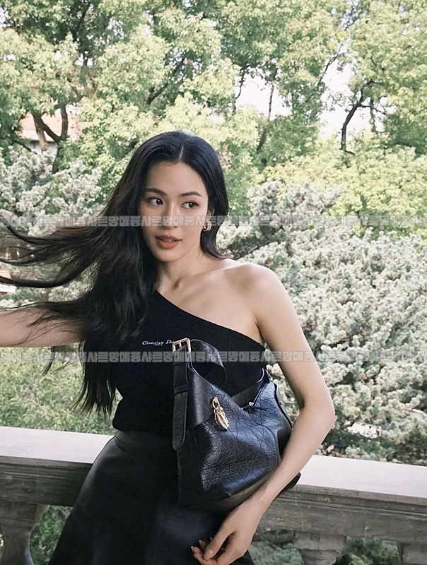 디올보야주미디움백  20260408-171030-016루.jpg