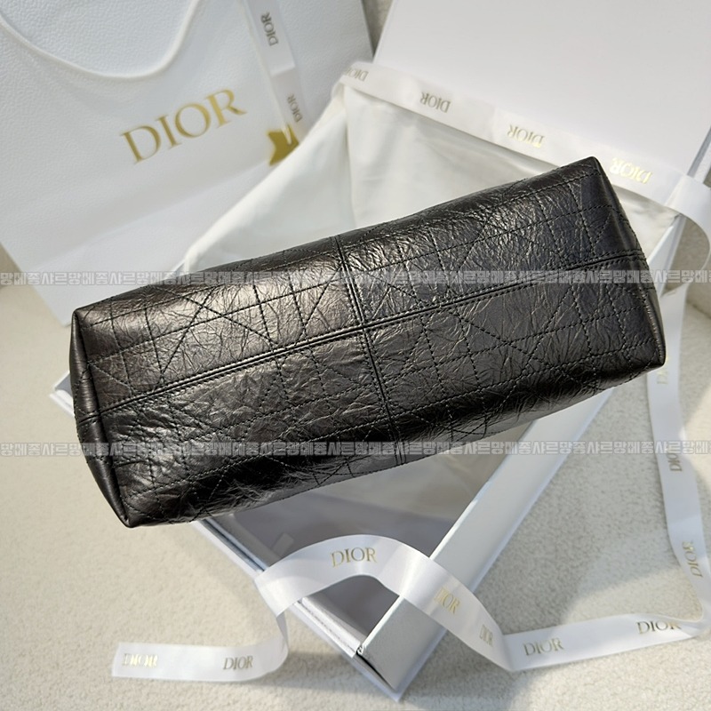 디올보야주미디움백  20260408-171028-003루.jpg