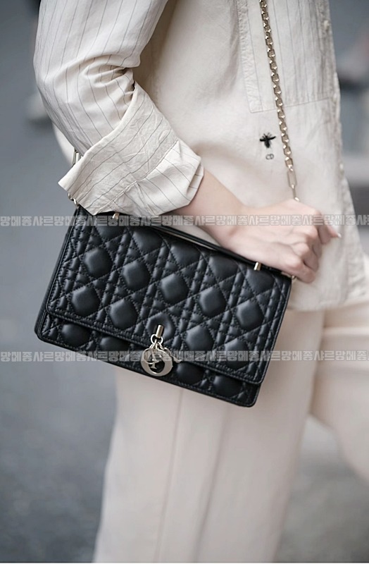 마이디올탑핸들백  20260409-153834-020루.jpg