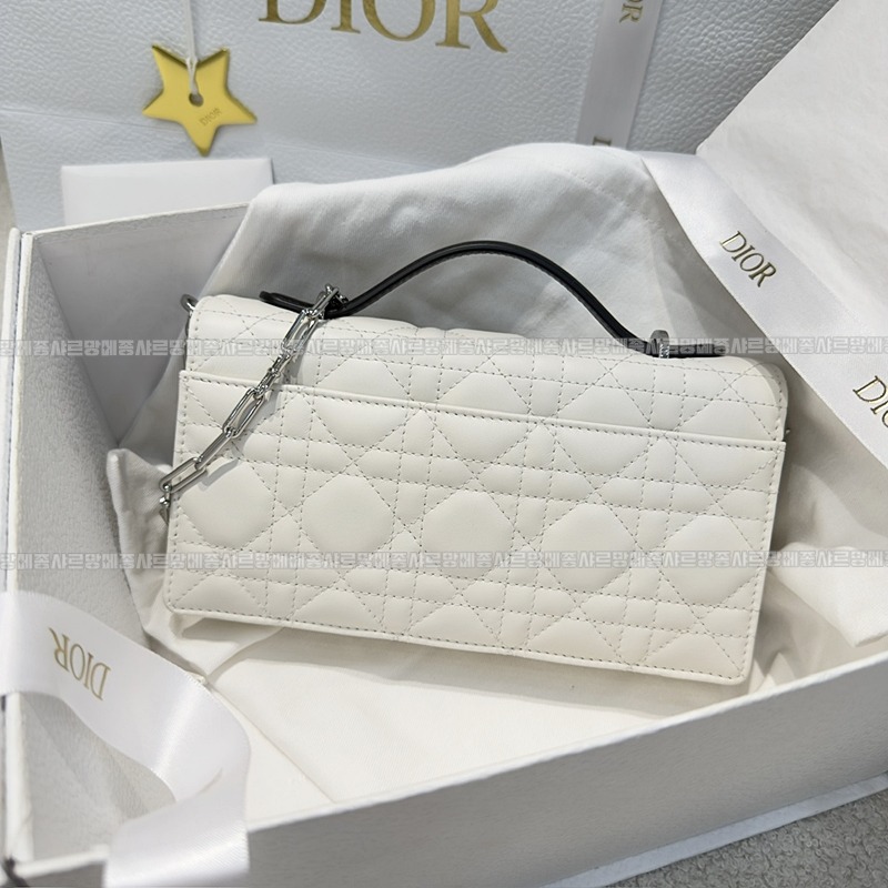 디올마이디올미니백  20260409-173719-003루.jpg