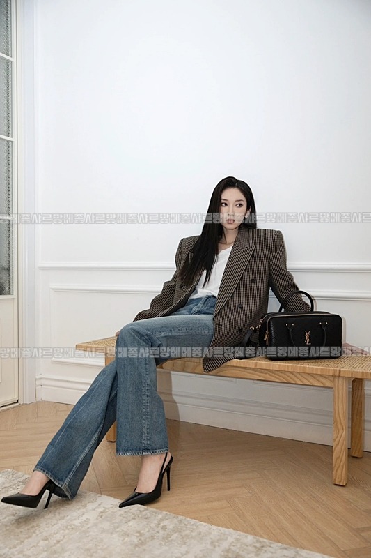 생로랑퀄링더풀백 20260410-143642-012루.jpg