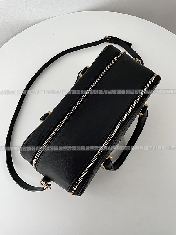 생로랑퀄링더풀백 20260410-143643-021루.jpg