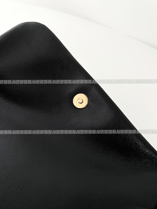 생로랑제이미미니백 20260410-145404-014루.jpg