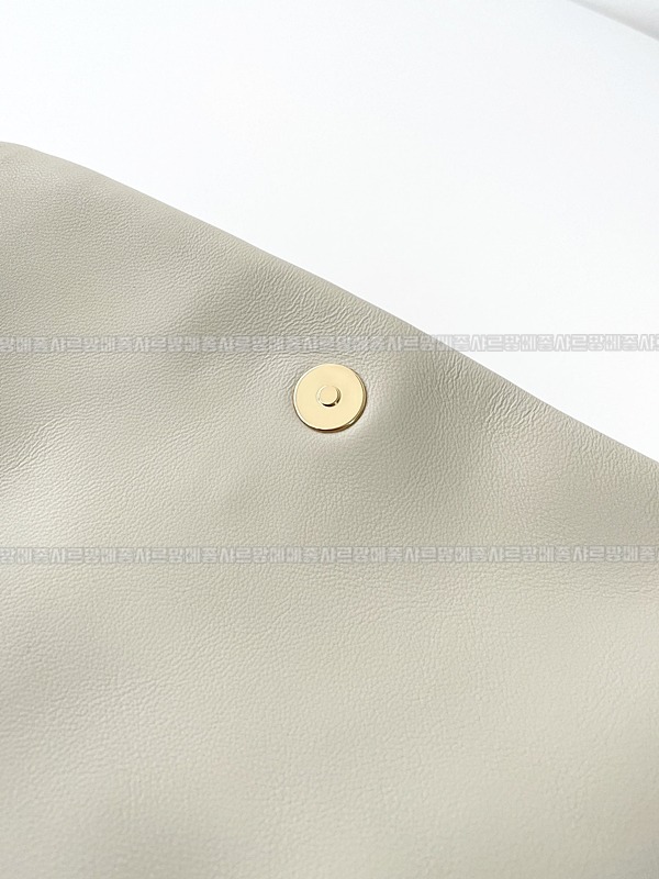 생로랑제이미미니백 20260410-145948-013루.jpg