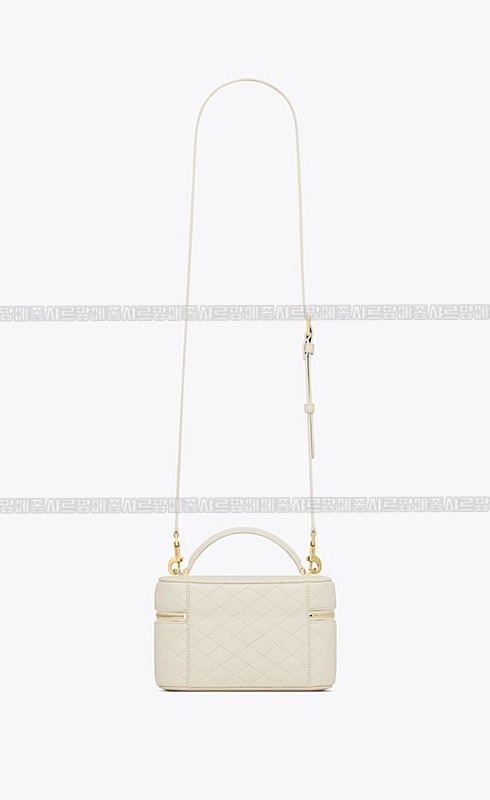 생로랑가비베네티백 20260410-152914-019루.jpg