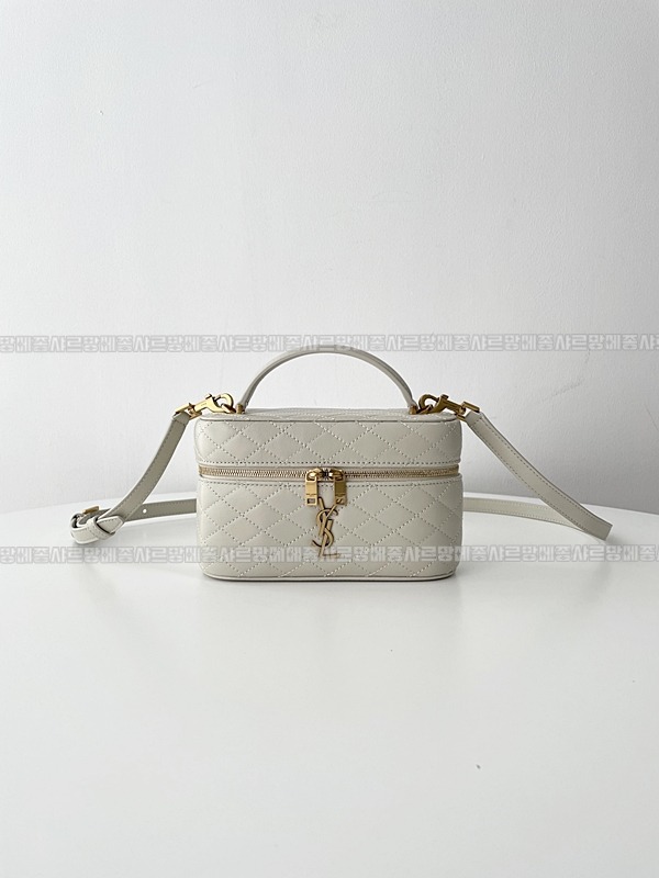 생로랑가비베네티백 20260410-152912-001루.jpg