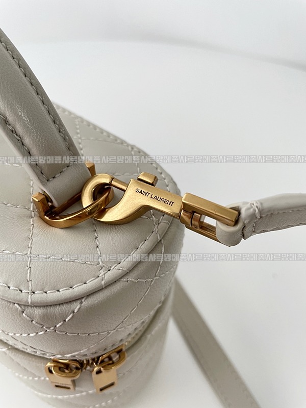 생로랑가비베네티백 20260410-152913-012루.jpg