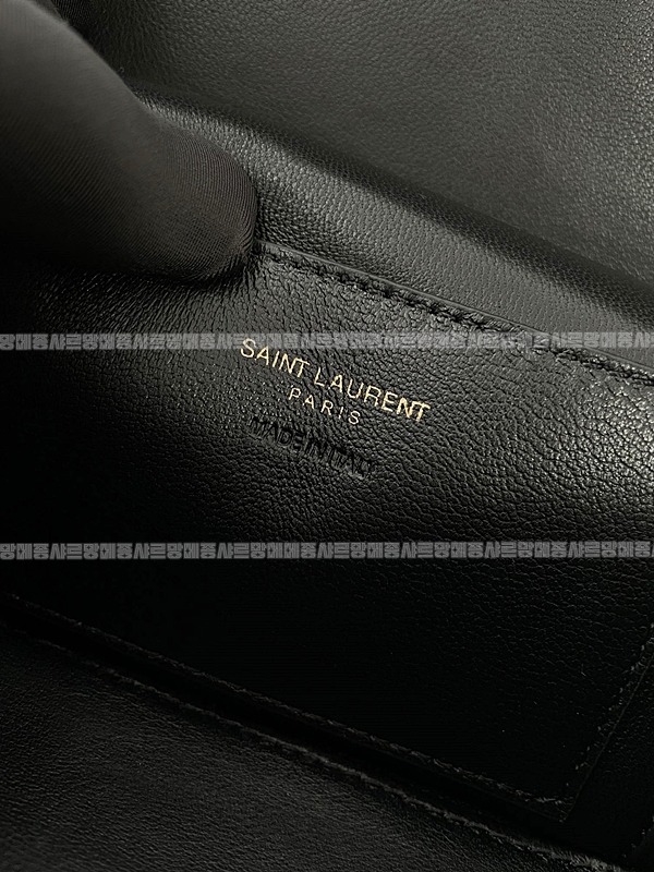 생로랑가비베네티백 20260410-152913-014루.jpg