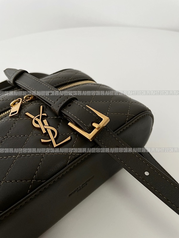 생로랑가비베네티백 20260410-153801-015루.jpg