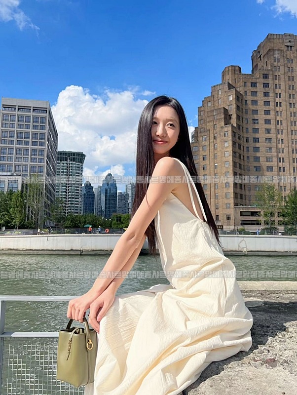 생로랑르37미니라피아버킷백 20260410-164515-023루.jpg