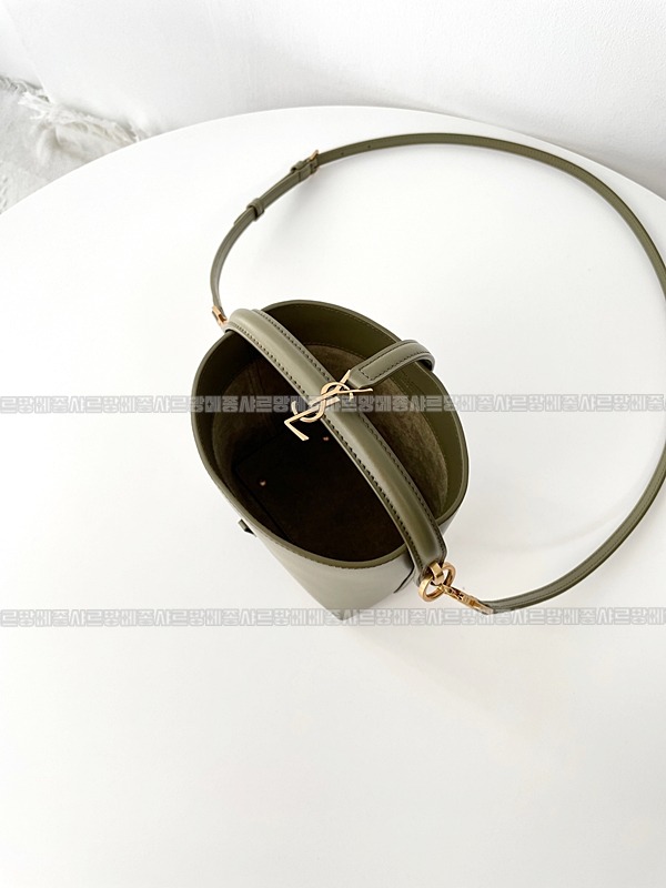 생로랑르37미니라피아버킷백 20260410-164511-007루.jpg