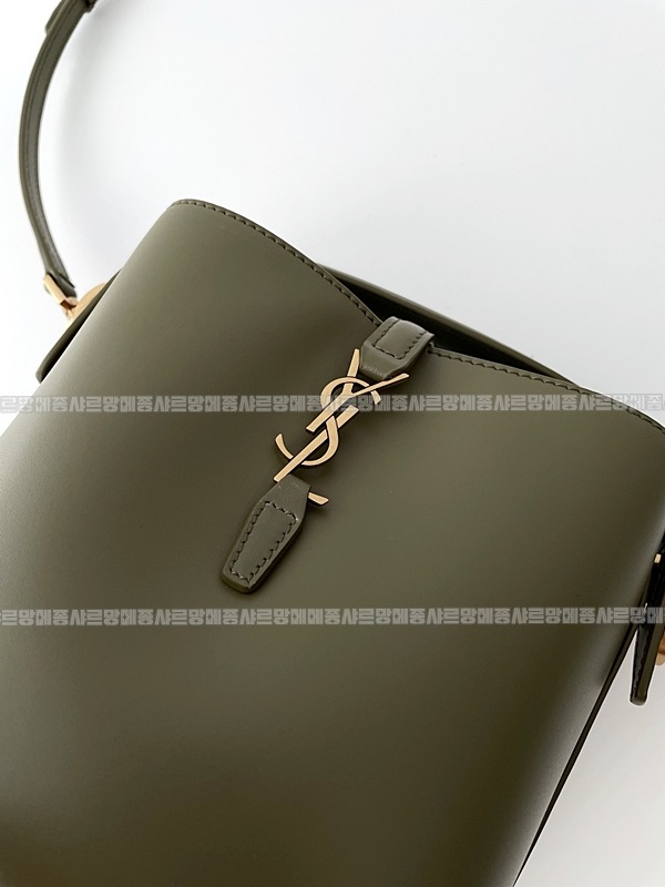 생로랑르37미니라피아버킷백 20260410-164512-010루.jpg