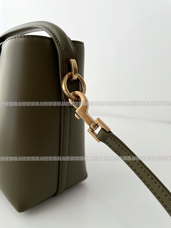 생로랑르37미니라피아버킷백 20260410-164513-015루.jpg