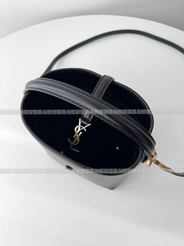 생로랑르37미니라피아버킷백 20260410-165319-006루.jpg