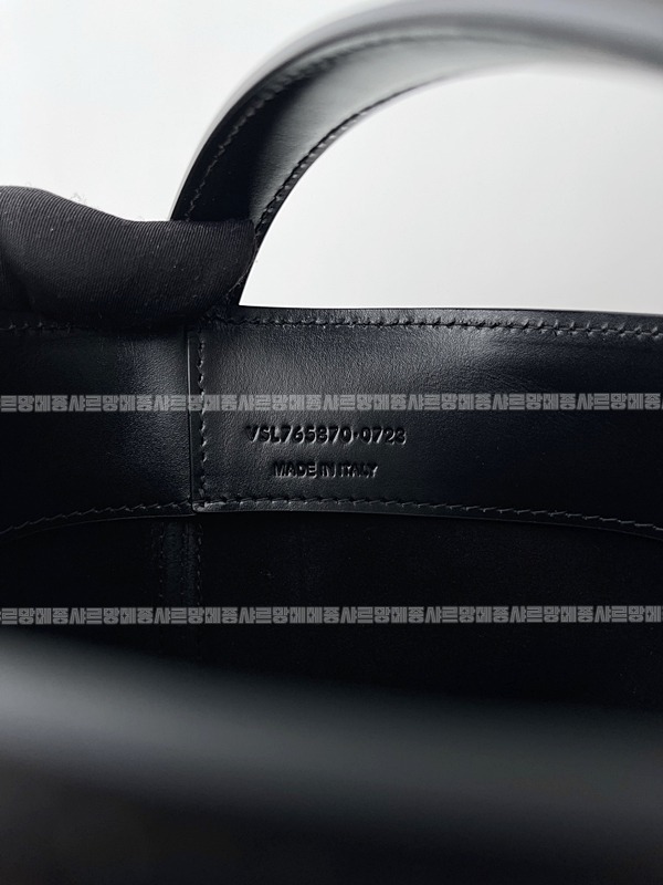 생로랑르37미니라피아버킷백 20260410-165319-009루.jpg